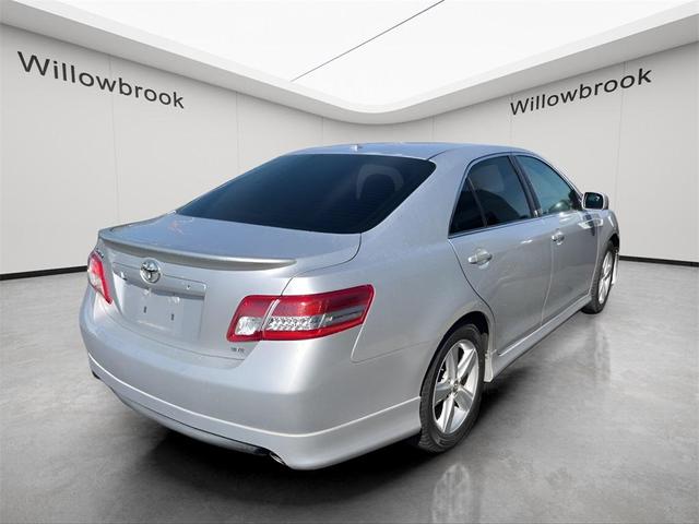 Photo of 2011 Classic Silver Metallic Toyota Camry