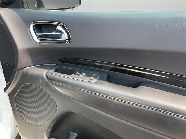 Photo of 2016 Bright White Clearcoat Dodge Durango