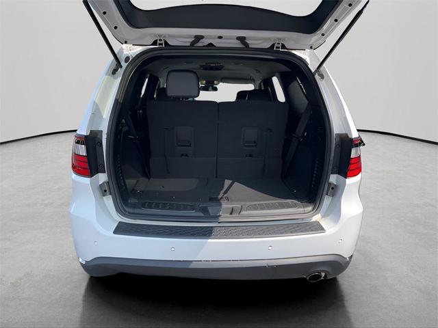 Photo of 2016 Bright White Clearcoat Dodge Durango