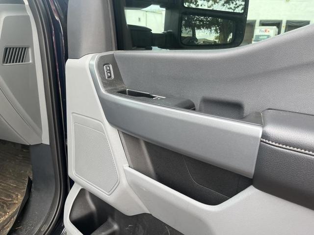 Photo of 2024 Antimatter Blue Metallic Ford F-350