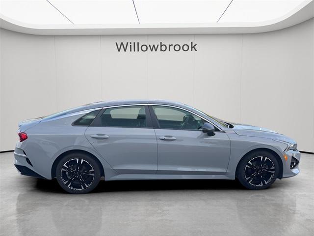 Photo of 2023 Wolf Gray Kia K5