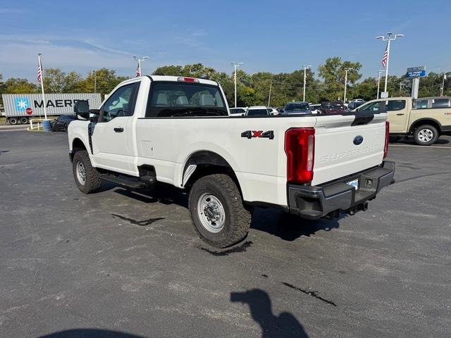 Photo of 2026 Oxford White Ford F-250