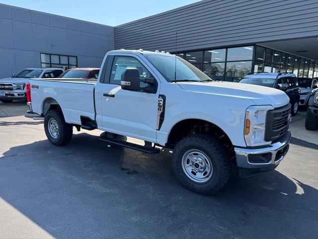 Photo of 2026 Oxford White Ford F-250