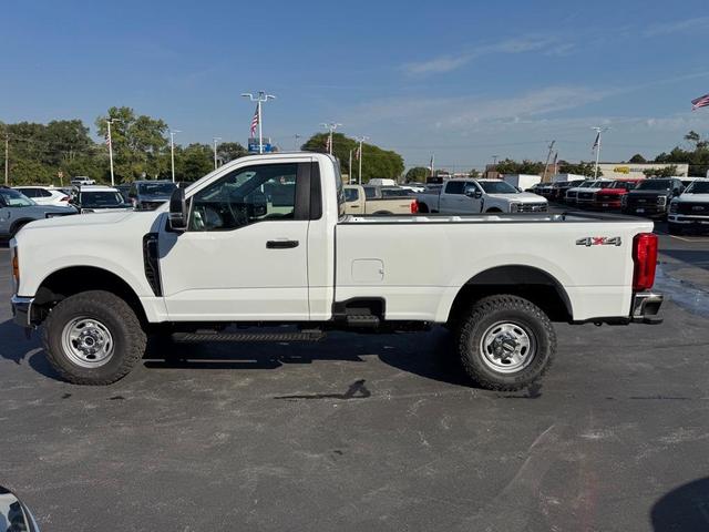 Photo of 2026 Oxford White Ford F-250