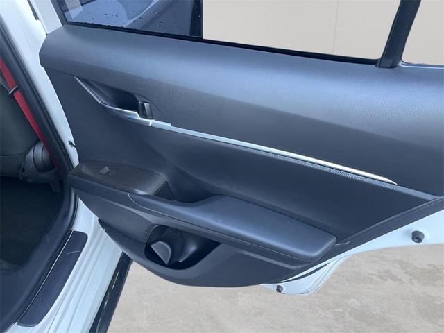 Photo of 2022 White Toyota Camry