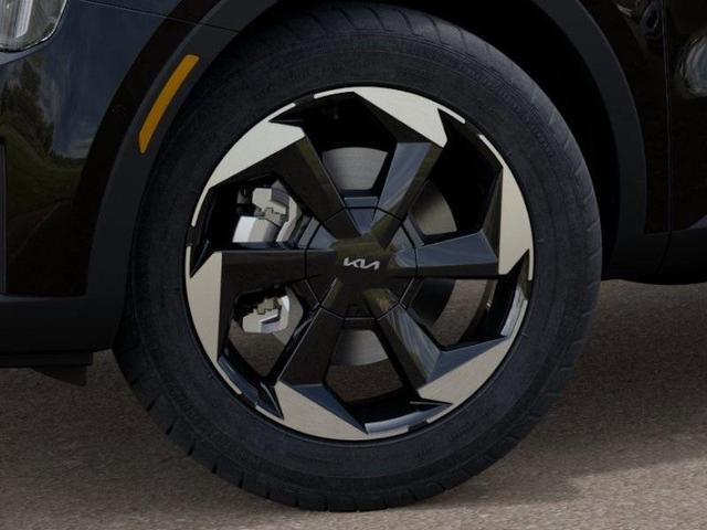 Photo of 2025 Aurora Black Pearl Kia Sorento Hybrid