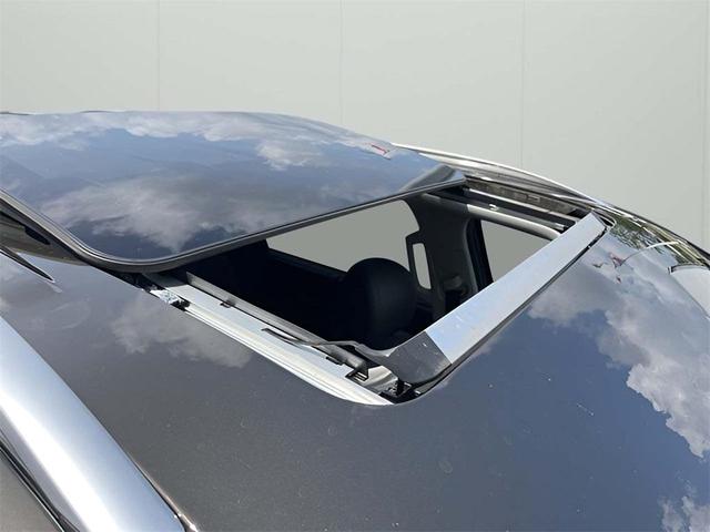 Photo of 2022 Dark Moss Kia Telluride