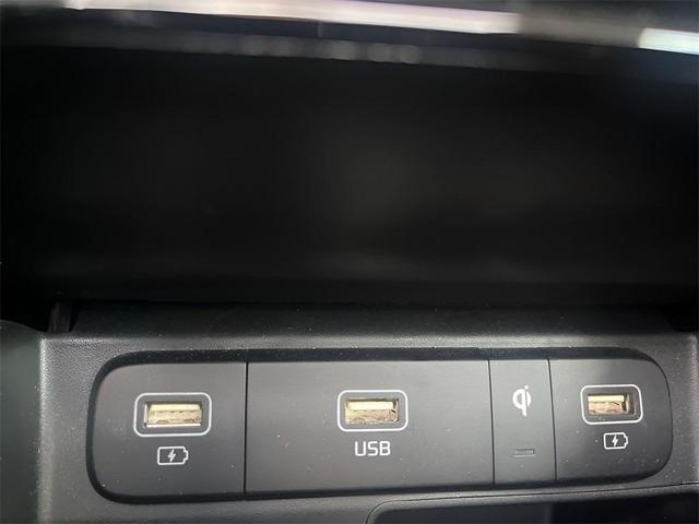 Photo of 2021 Gravity Gray Kia Sorento