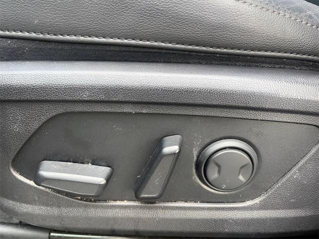 Photo of 2021 Gravity Gray Kia Sorento