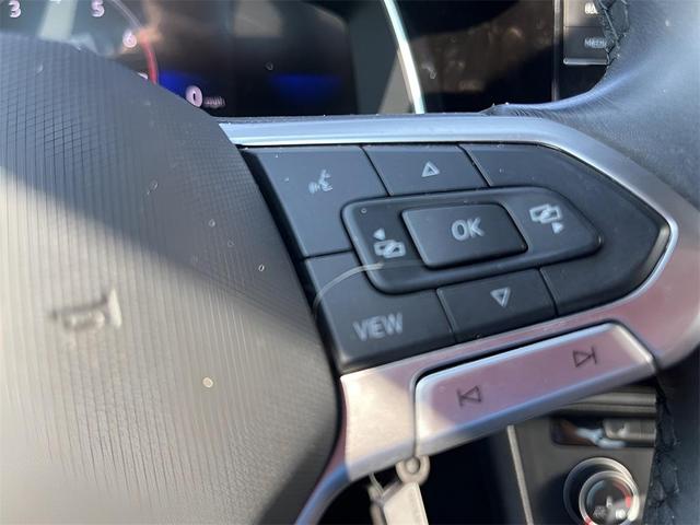 Photo of 2024 Platinum Gray Metallic Volkswagen Jetta