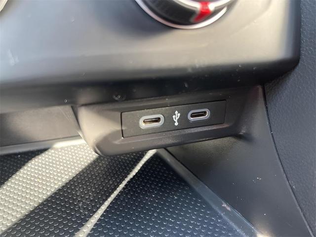 Photo of 2024 Platinum Gray Metallic Volkswagen Jetta