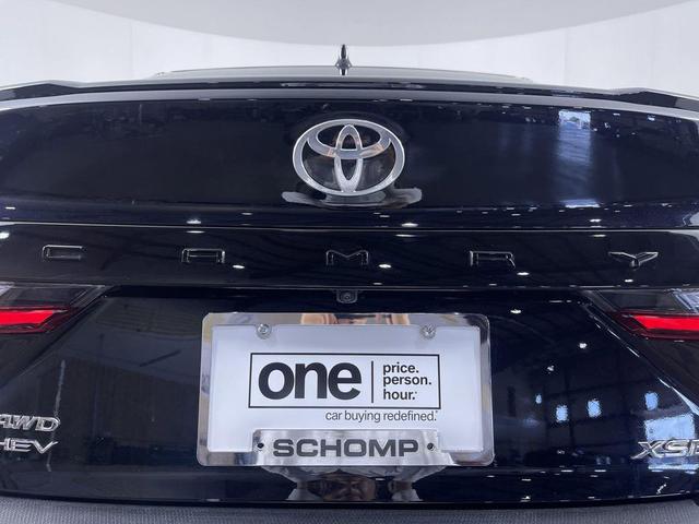 Photo of 2025 Midnight Black Metallic Toyota Camry
