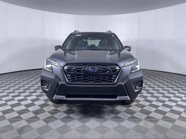 Photo of 2025 Magnetite Gray Metallic Subaru Forester