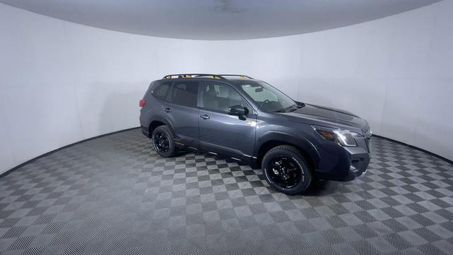 Photo of 2025 Magnetite Gray Metallic Subaru Forester