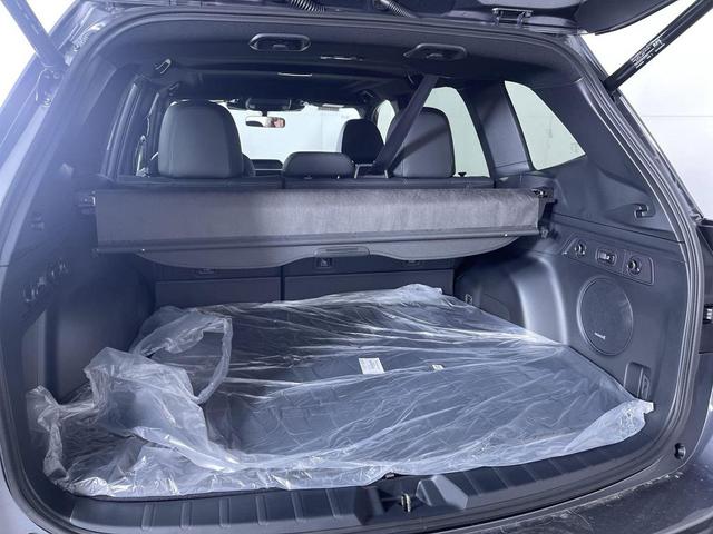 Photo of 2025 Magnetite Gray Metallic Subaru Forester