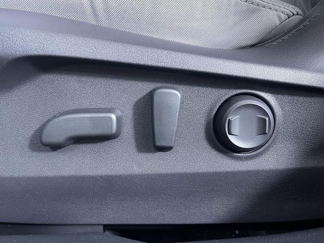 Photo of 2025 Magnetite Gray Metallic Subaru Legacy