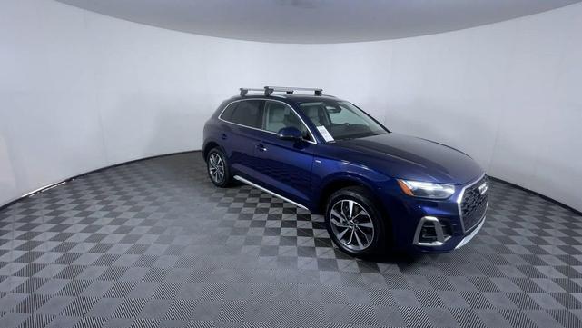 Photo of 2022 Navarra Blue Metallic Audi Q5