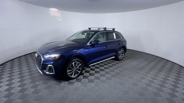 Photo of 2022 Navarra Blue Metallic Audi Q5