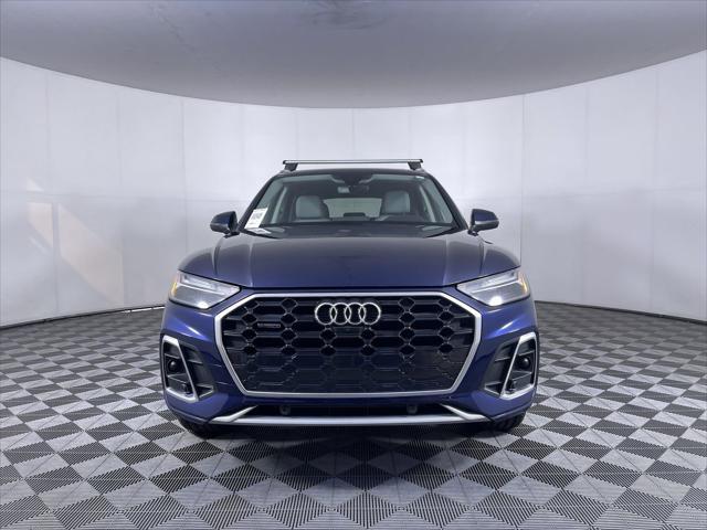 Photo of 2022 Navarra Blue Metallic Audi Q5