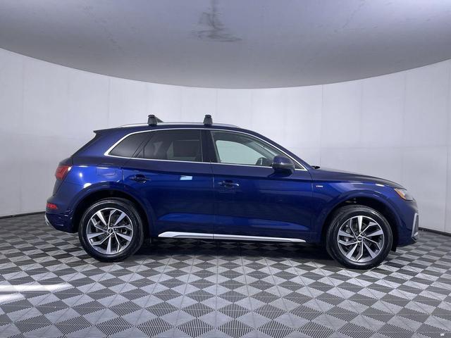 Photo of 2022 Navarra Blue Metallic Audi Q5