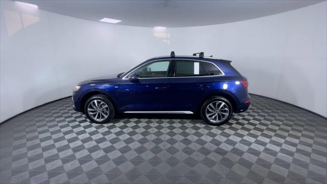 Photo of 2022 Navarra Blue Metallic Audi Q5