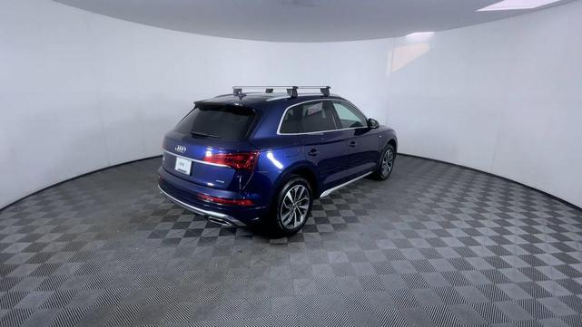 Photo of 2022 Navarra Blue Metallic Audi Q5