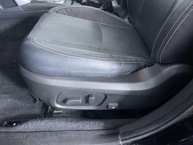 Photo of 2018 Crystal Black Silica Subaru Forester