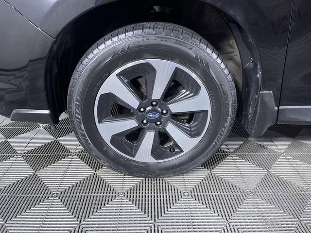 Photo of 2018 Crystal Black Silica Subaru Forester