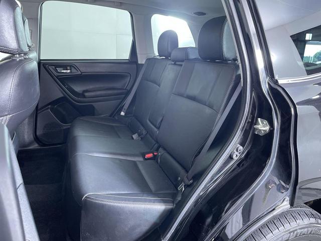 Photo of 2018 Crystal Black Silica Subaru Forester