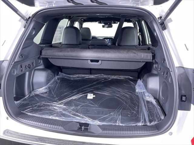 Photo of 2025 Crystal White Pearl Subaru Forester
