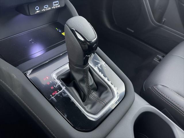 Photo of 2025 Crystal White Pearl Subaru Forester