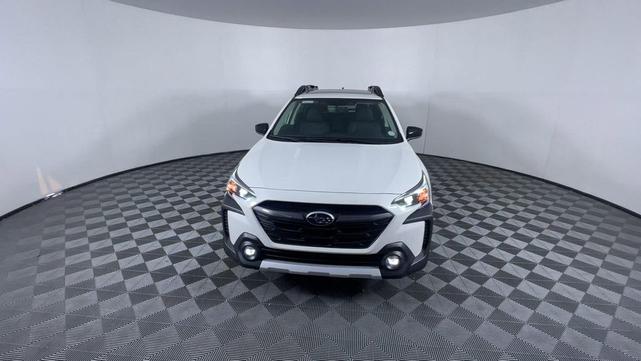 Photo of 2025 Crystal White Pearl Subaru Outback