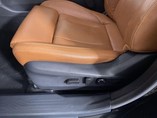 Photo of 2020 Crystal Black Silica Subaru Legacy