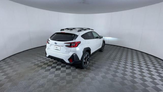 Photo of 2025 Crystal White Pearl Subaru Crosstrek