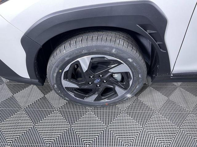 Photo of 2025 Crystal White Pearl Subaru Crosstrek
