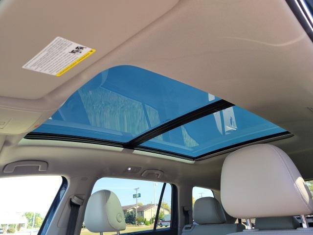 Photo of 2021 Blue Metallic Volkswagen Atlas