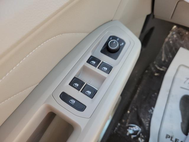 Photo of 2021 Blue Metallic Volkswagen Atlas