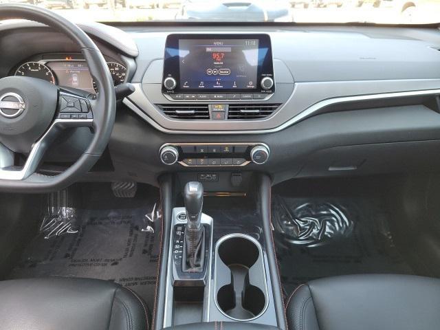 Photo of 2023 Deep Blue Pearl Nissan Altima