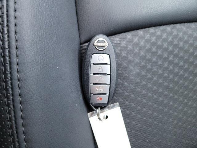 Photo of 2023 Deep Blue Pearl Nissan Altima
