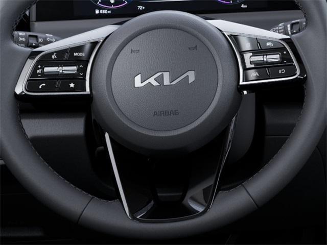 Photo of 2024 Steel Gray Kia Seltos