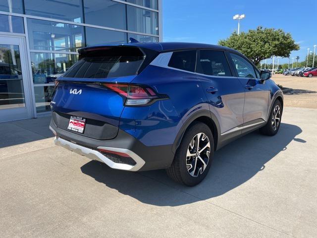 Photo of 2025 Sapphire Blue Kia Sportage