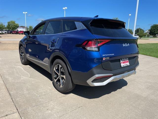 Photo of 2025 Sapphire Blue Kia Sportage