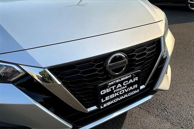 Photo of 2021 Brilliant Silver Metallic Nissan Sentra