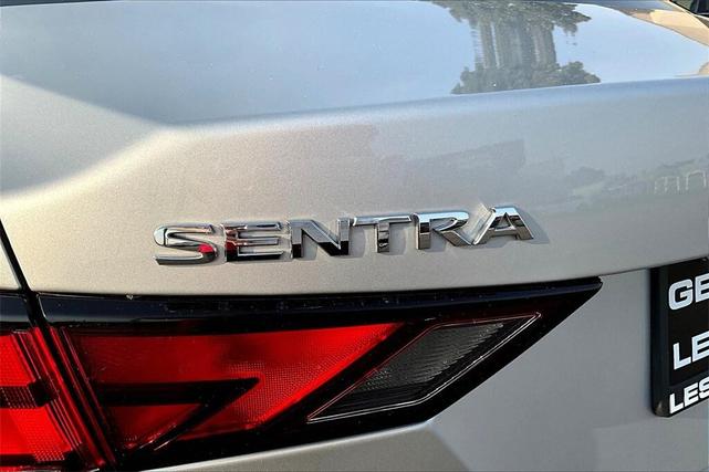 Photo of 2021 Brilliant Silver Metallic Nissan Sentra