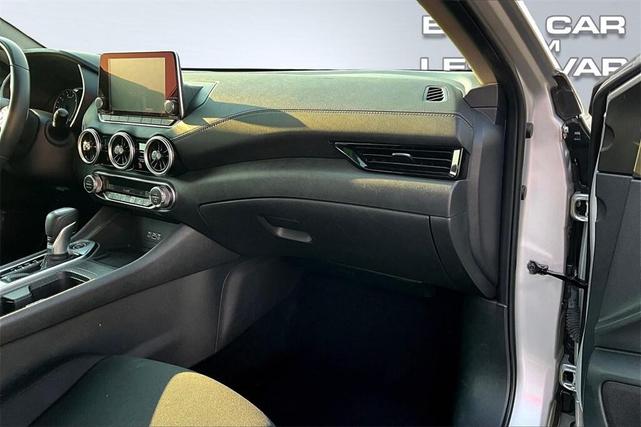 Photo of 2021 Brilliant Silver Metallic Nissan Sentra