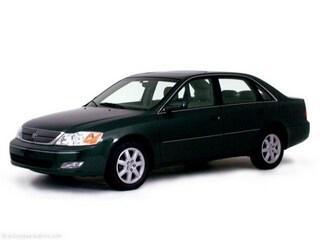 Photo of 2000 Burgundy Toyota Avalon