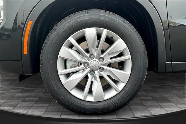 Photo of 2025 Black Diamond Mitsubishi Outlander