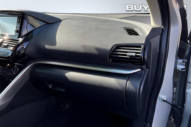 Photo of 2022 Alloy Silver Metallic Mitsubishi Eclipse Cross