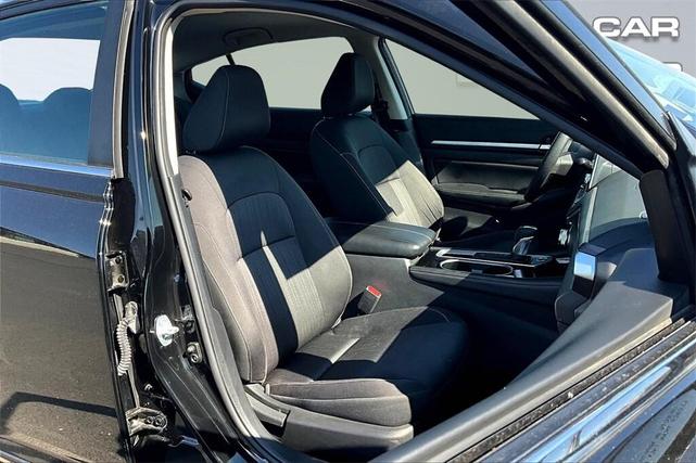 Photo of 2023 Super Black Nissan Altima