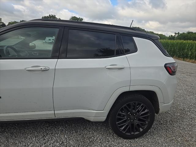 Photo of 2022 Bright White Clearcoat Jeep Compass